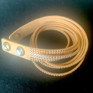 Swarovski crystal wrap bracelet NWOT!!!